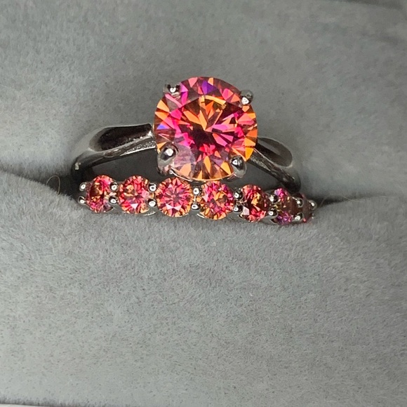 Certified, Orange Solitaire Moissanite Diamond ring set - Picture 8 of 17